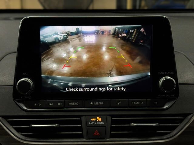 Used 2024 Nissan Altima 2.5 SV image 31