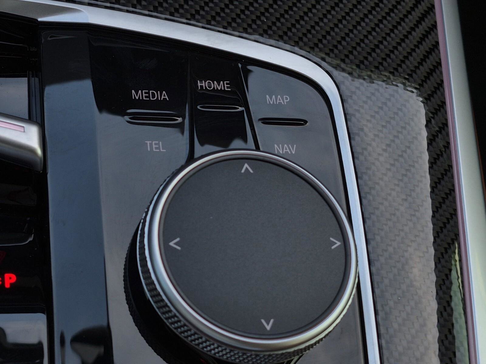 Certified 2025 BMW X7 M60i w/ Climate Comfort Package image 23