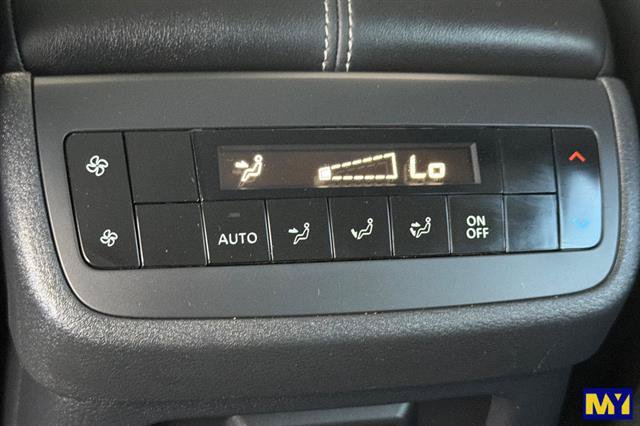 Used 2026 Nissan Pathfinder SL AWD/4WD image 15