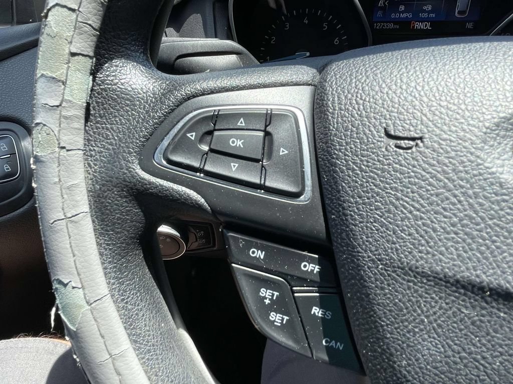 Used 2015 Ford Focus SE FWD image 20
