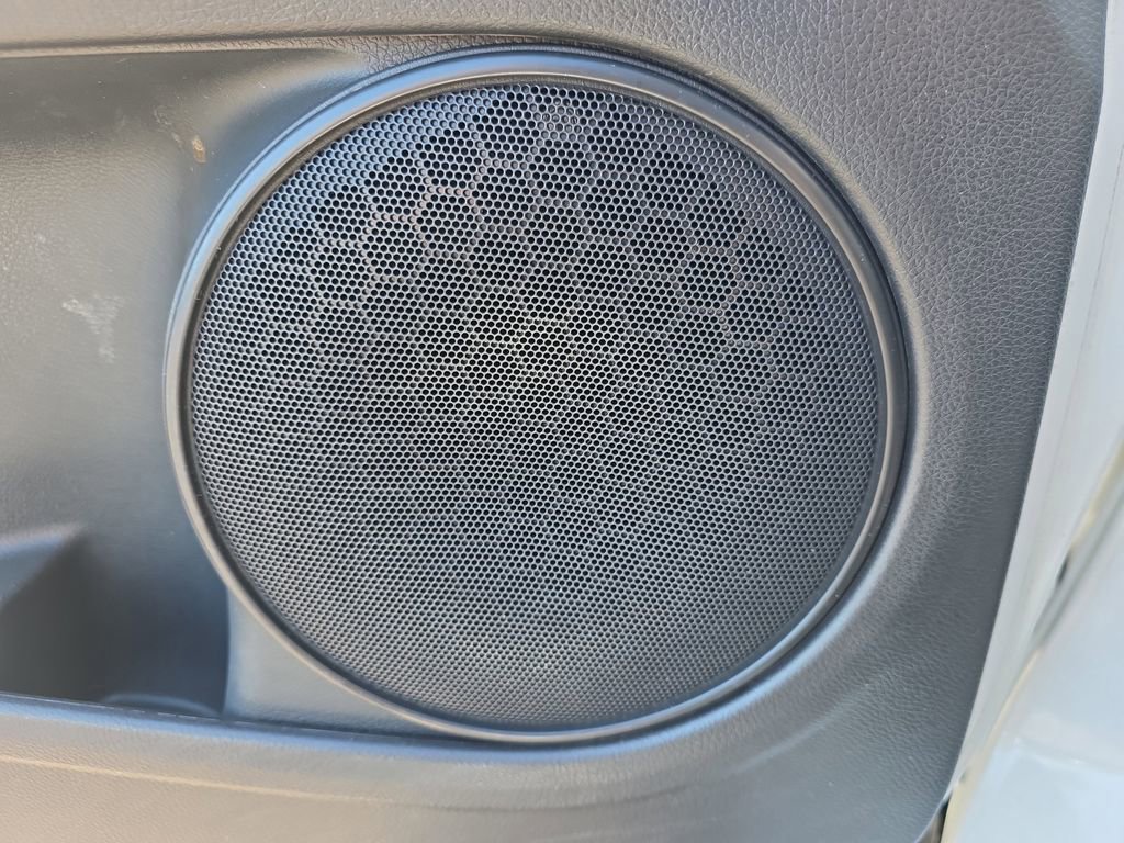 Used 2017 Honda HR-V LX image 30