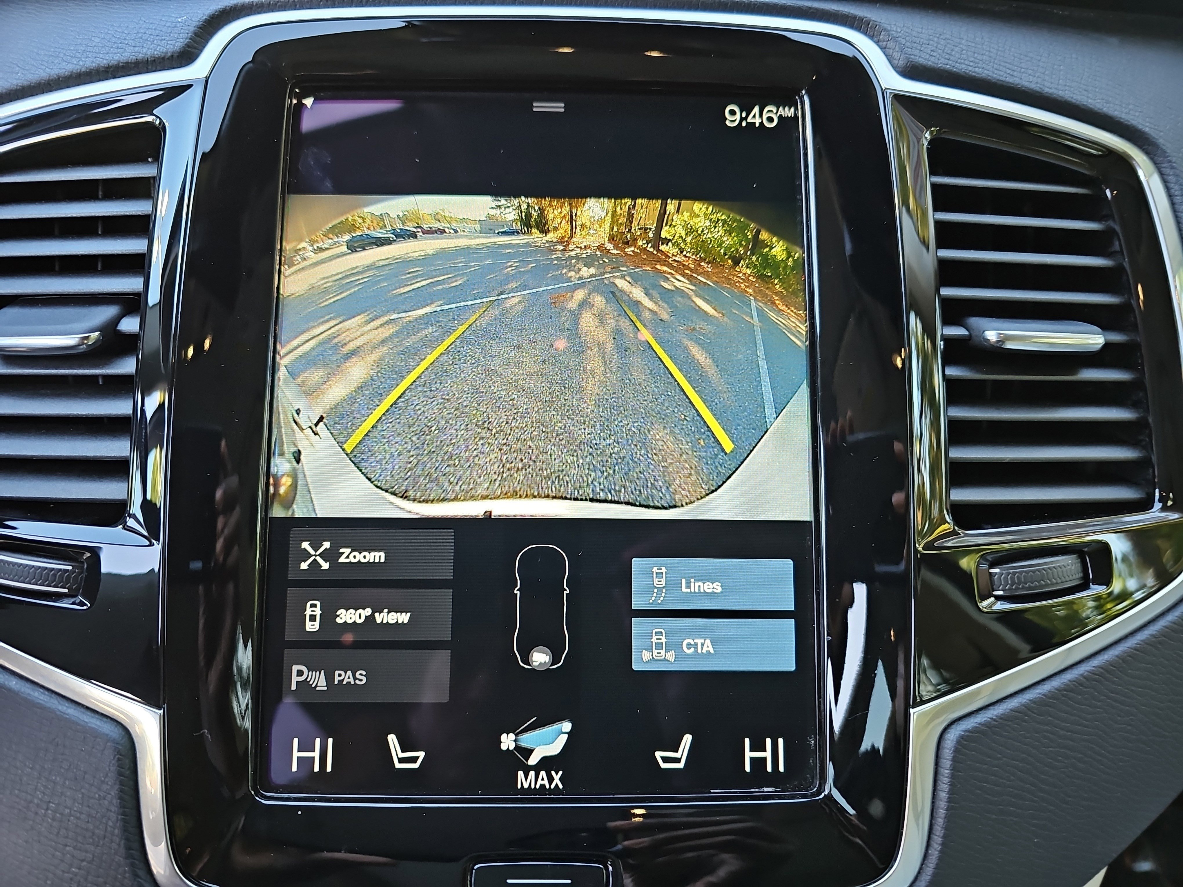 Used 2021 Volvo XC90 T6 Momentum image 25