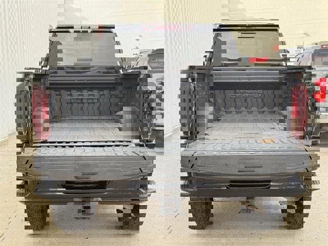 Used 2023 GMC Sierra 2500 Denali w/ Denali Black Diamond Edition image 35