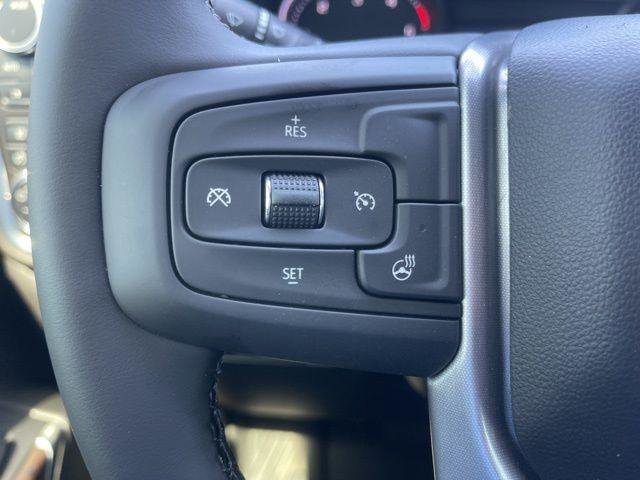 Used 2023 GMC Sierra 3500 SLT w/ SLT Convenience Package AWD/4WD image 22