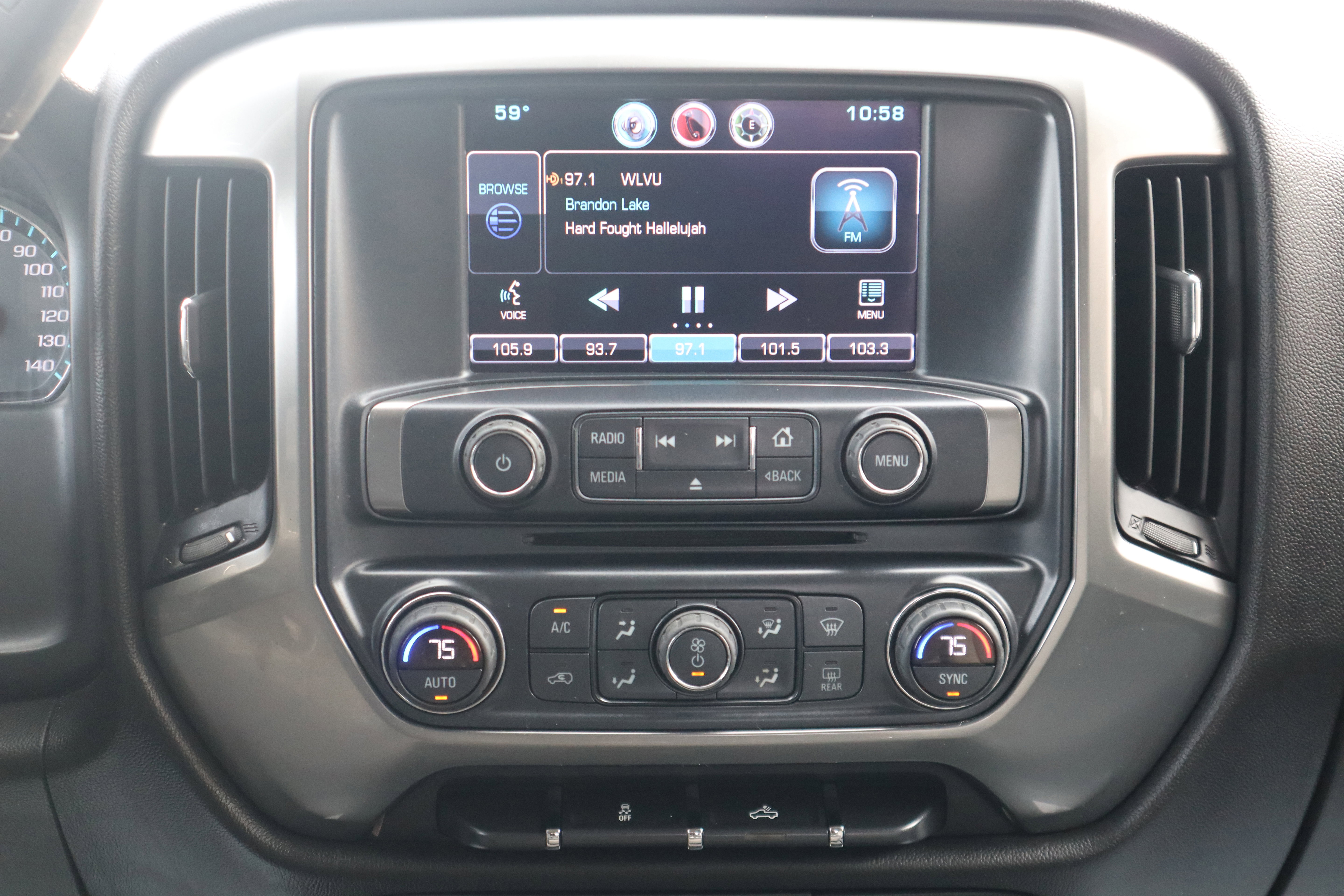 Used 2016 Chevrolet Silverado 2500 LT w/ LT Convenience Package image 14