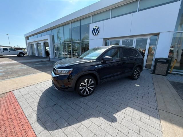 Used 2024 Volkswagen Taos SE FWD image 7