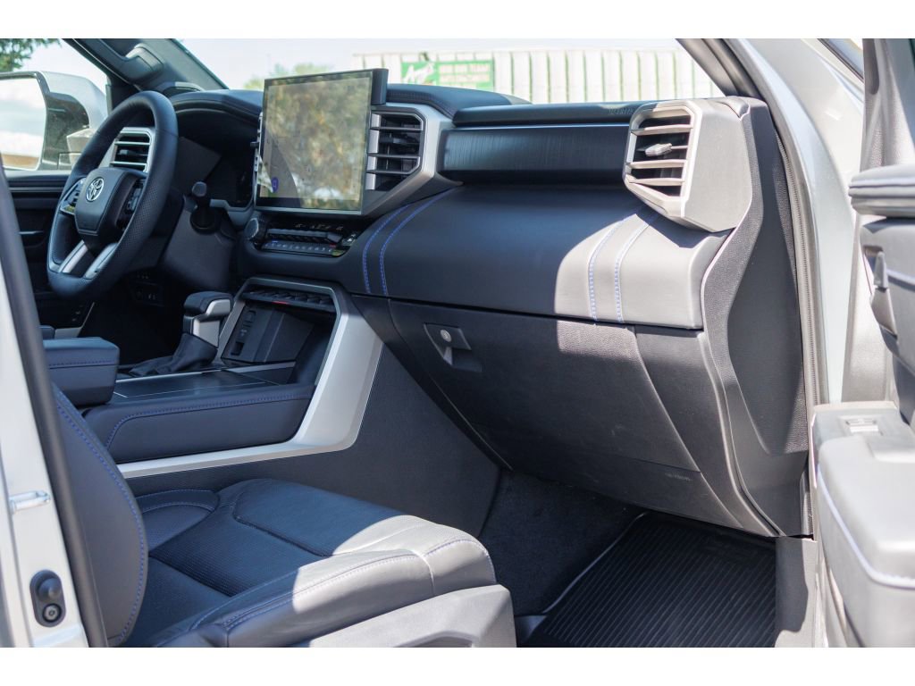 Used 2026 Toyota Sequoia Platinum AWD/4WD image 10