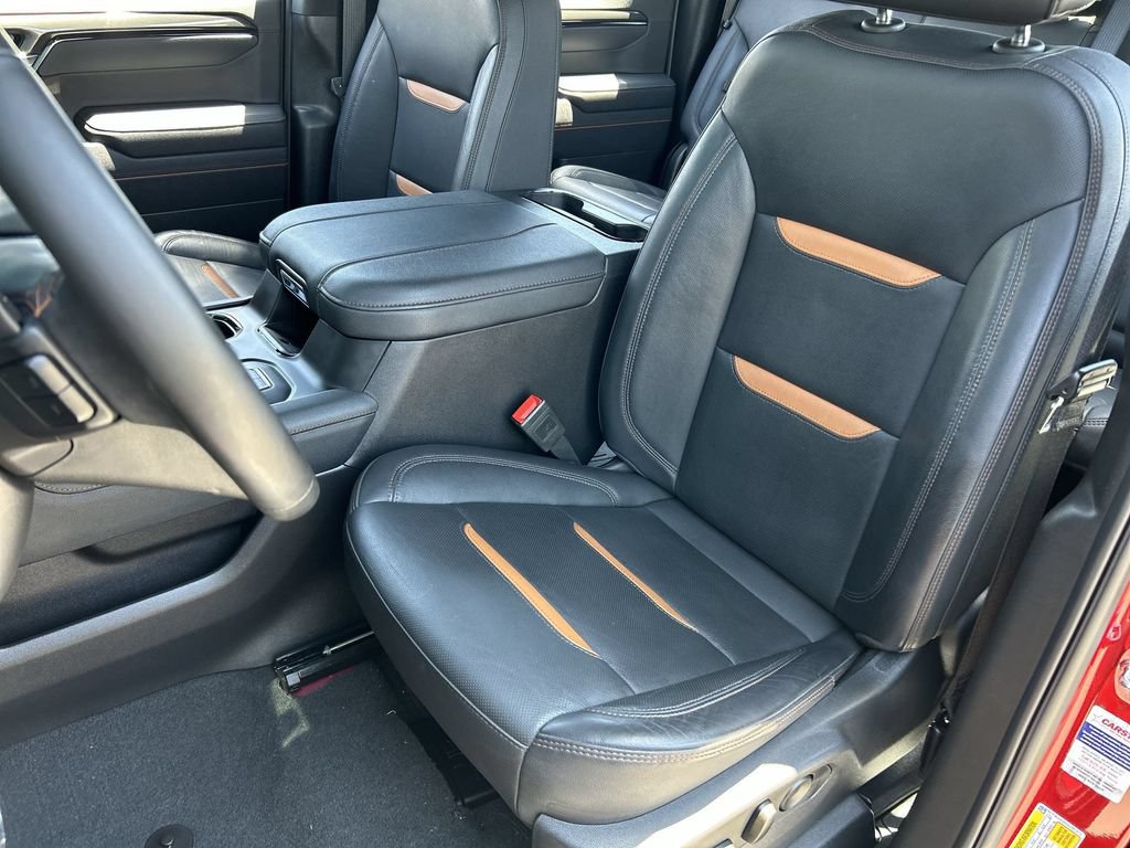 Used 2025 GMC Sierra 1500 AT4 w/ AT4 Premium Package AWD/4WD image 19
