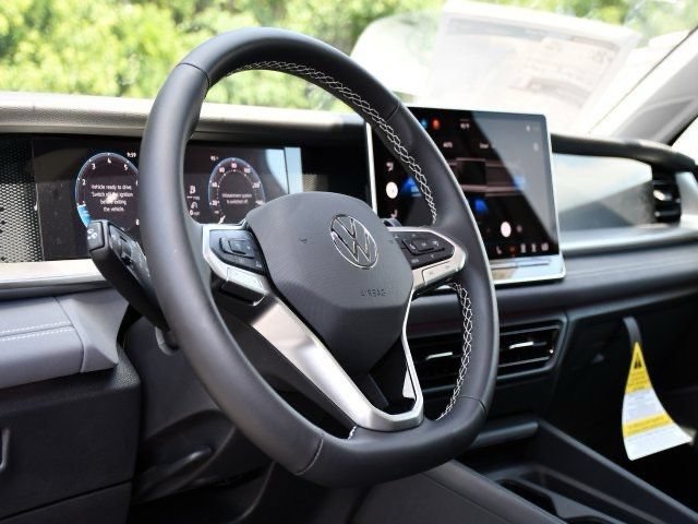 New 2026 Volkswagen Tiguan SE AWD/4WD image 11