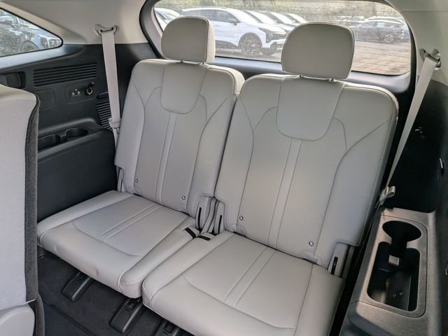 New 2026 Kia Sorento S FWD image 15