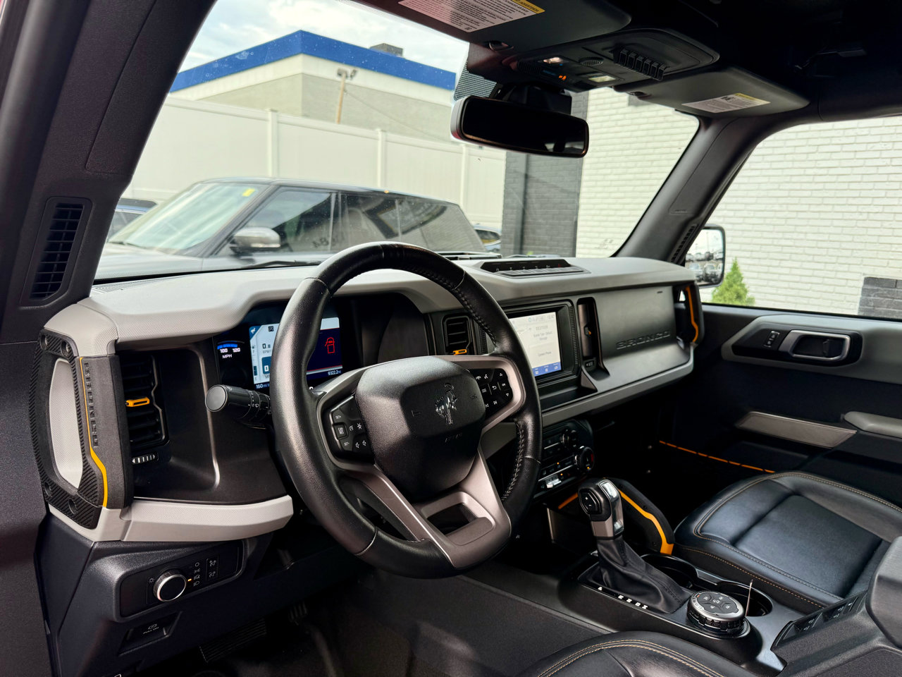 Used 2022 Ford Bronco Badlands image 17