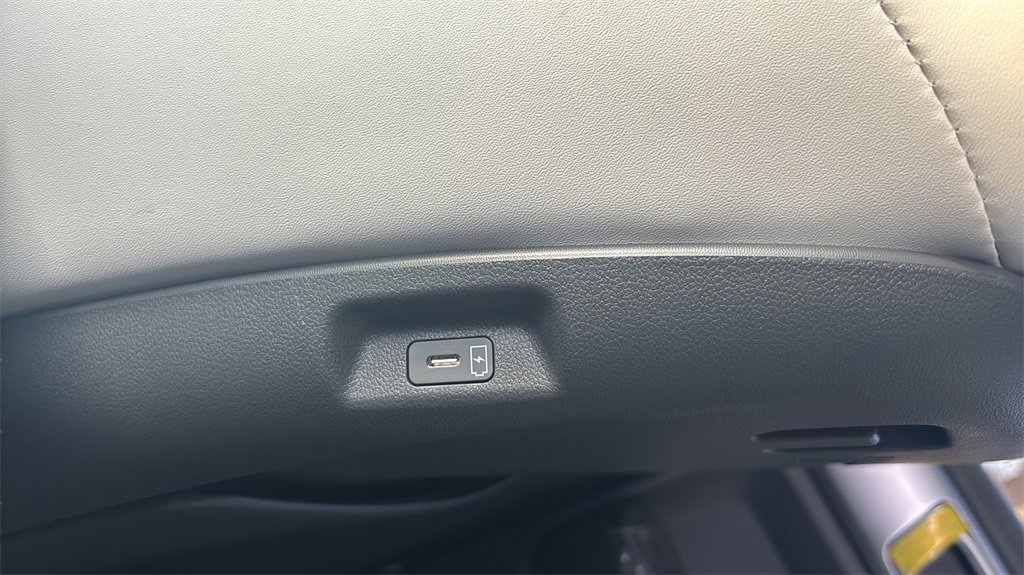 Used 2026 Hyundai Santa Fe SEL image 31