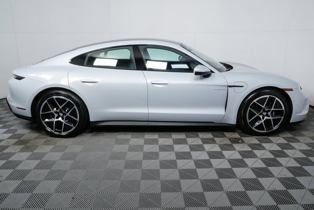 Certified 2025 Porsche Taycan image 27