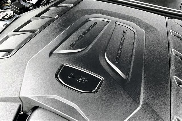 Used 2024 Porsche Cayenne Turbo GT AWD/4WD image 33