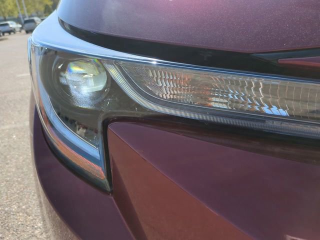 Used 2025 Toyota Corolla LE image 9