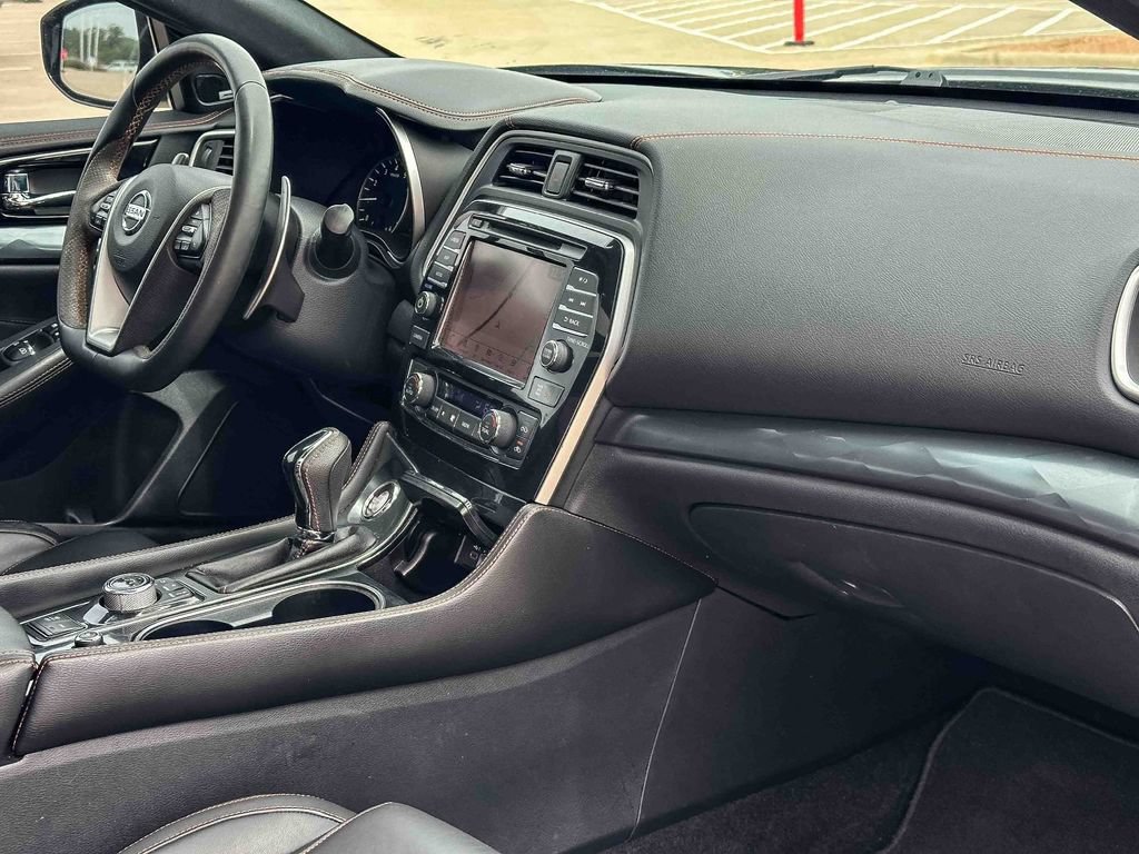 Used 2020 Nissan Maxima SR w/ Sport Mat Group FWD image 22