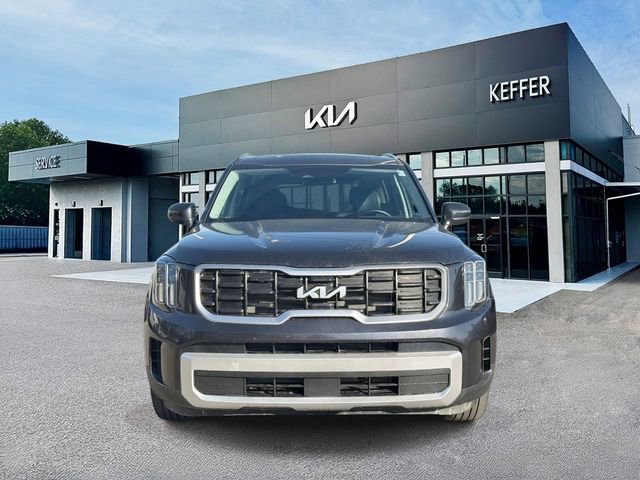 Certified 2025 Kia Telluride S image 3