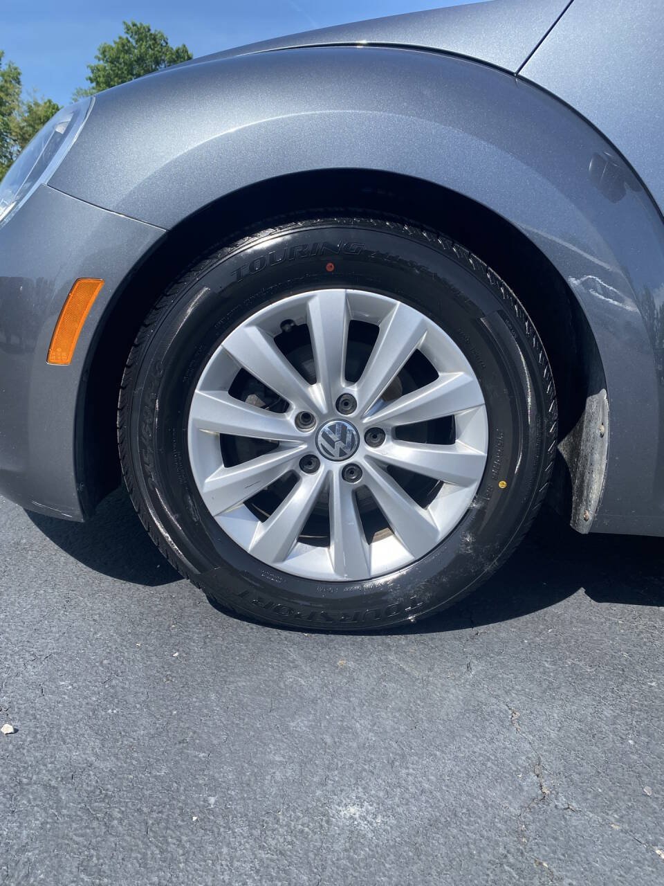 Used 2013 Volkswagen Beetle 2.5 FWD image 5