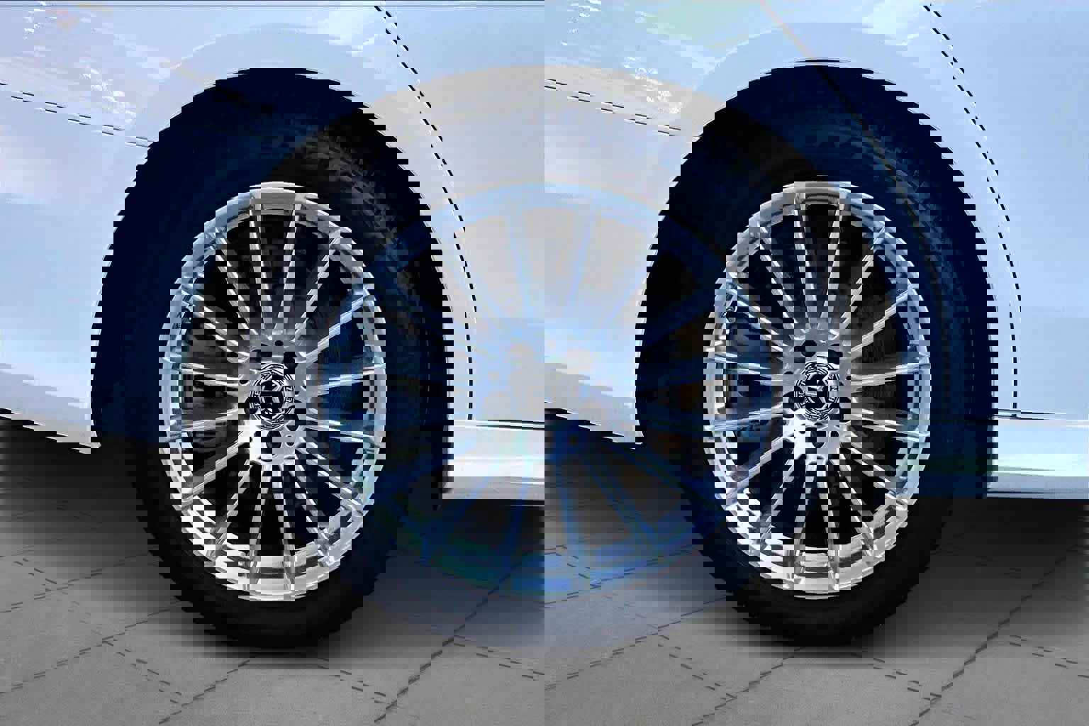 Used 2023 Mercedes-Benz E 450 4MATIC Sedan image 11