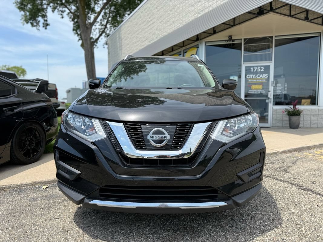 Used 2017 Nissan Rogue SV AWD/4WD image 7