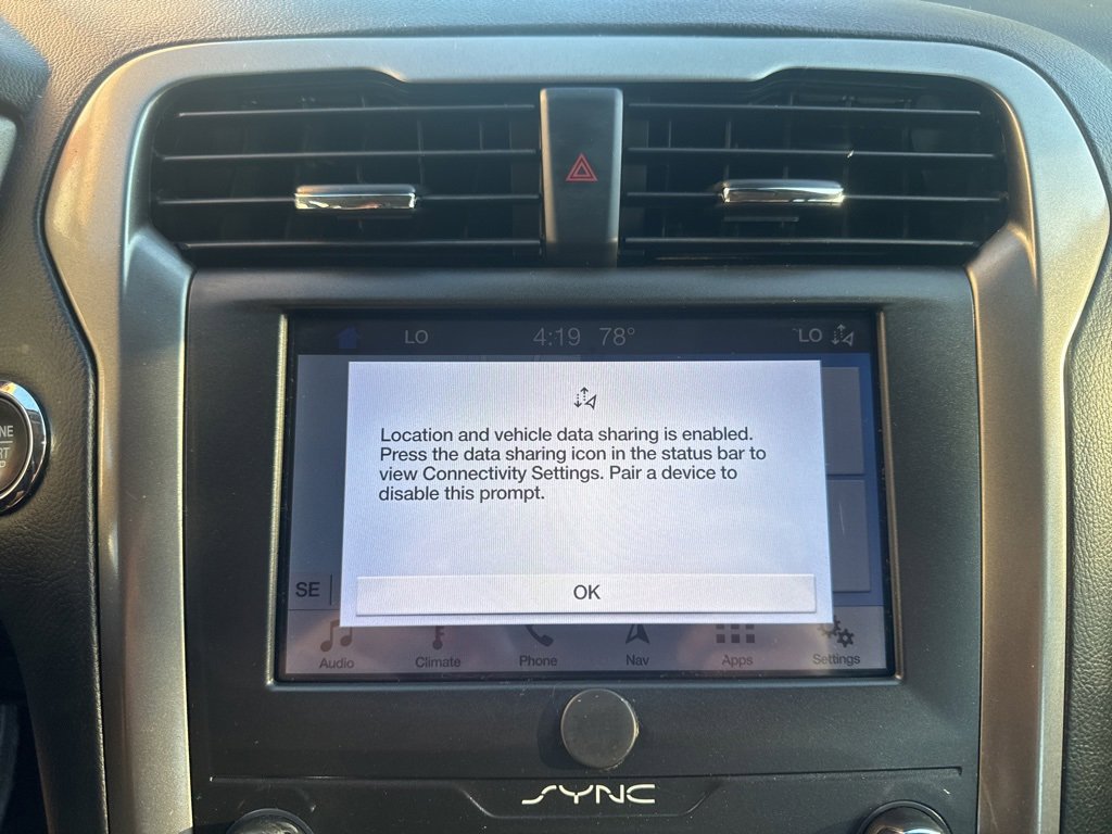 Used 2019 Ford Fusion SEL image 20