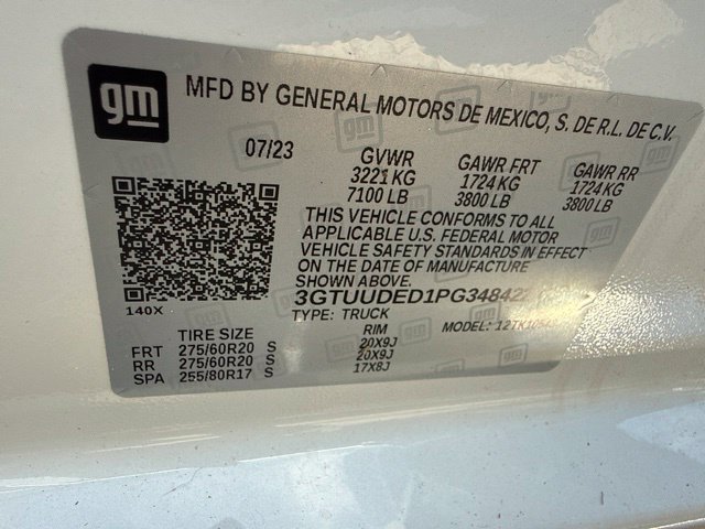 Used 2023 GMC Sierra 1500 SLT w/ SLT Premium Plus Package AWD/4WD image 8