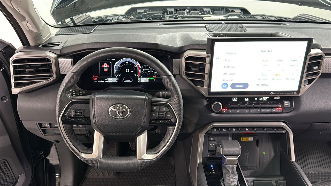Used 2024 Toyota Tundra Limited image 9
