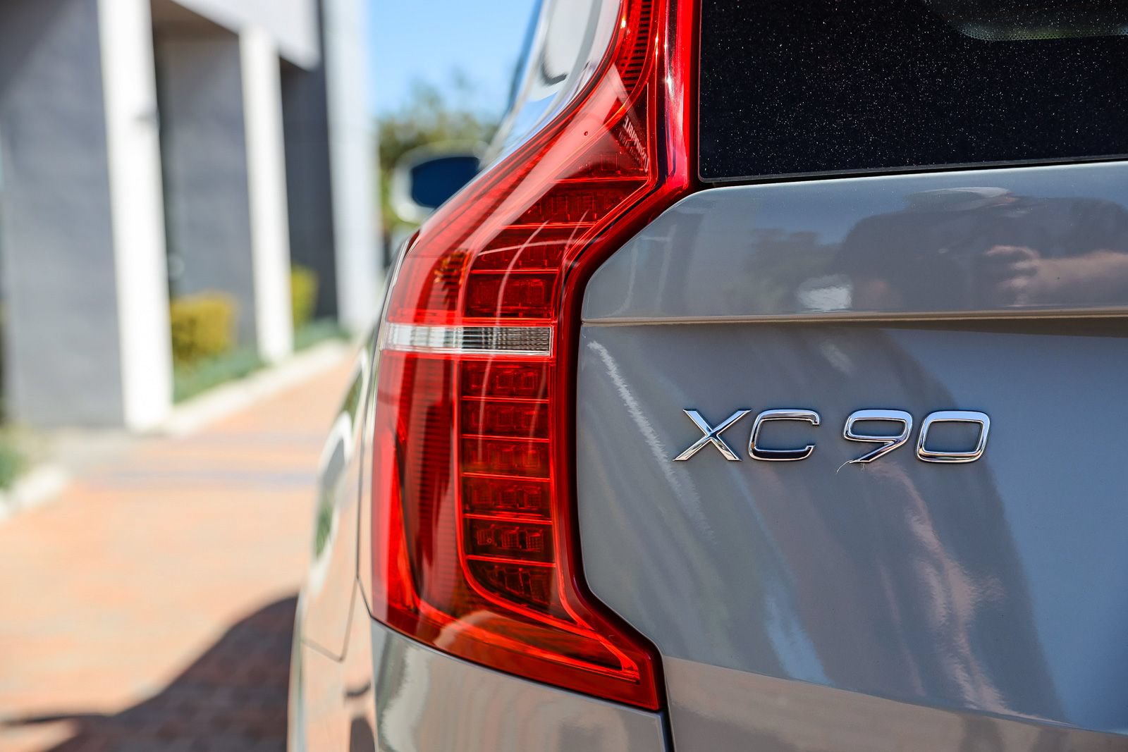 Used 2025 Volvo XC90 B5 Core w/ Protection Package Premier AWD/4WD image 9