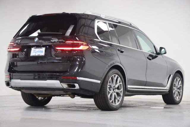 Used 2024 BMW X7 xDrive40i AWD/4WD image 19