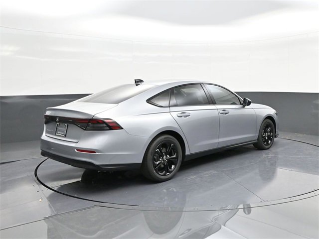 New 2025 Honda Accord SE image 11