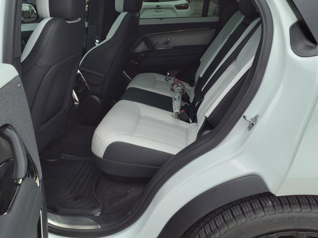Used 2024 Land Rover Range Rover Sport Dynamic SE image 16