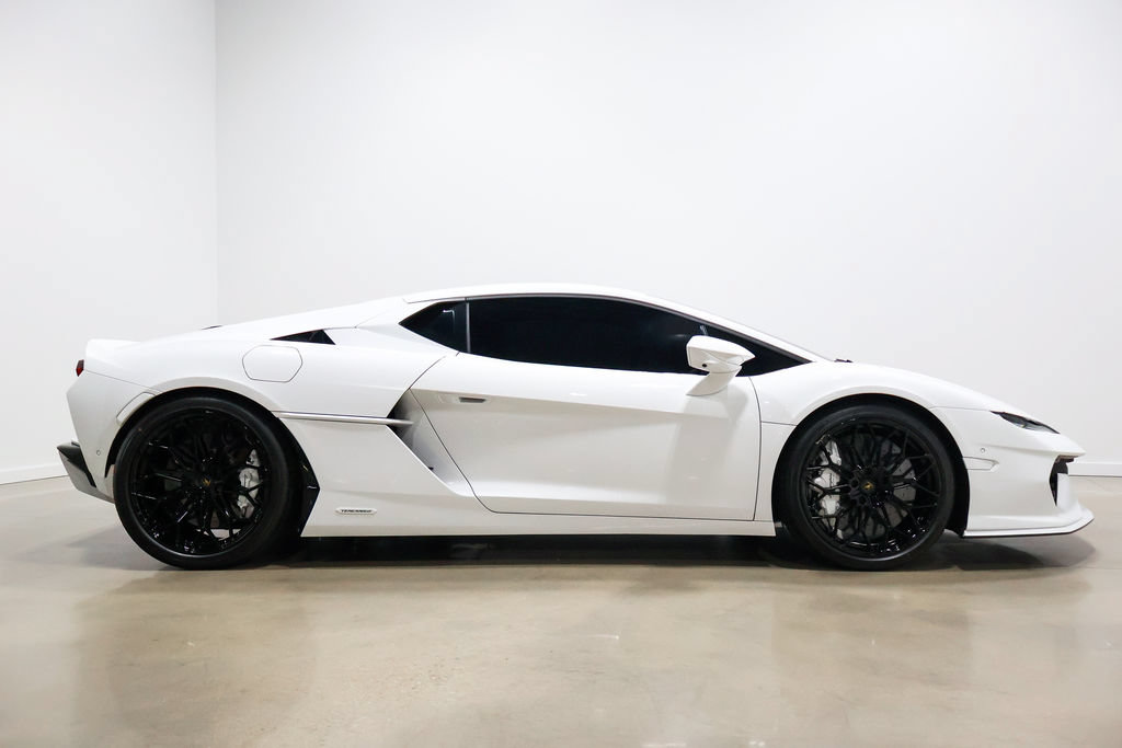 Used 2026 Lamborghini Temerario AWD/4WD image 48