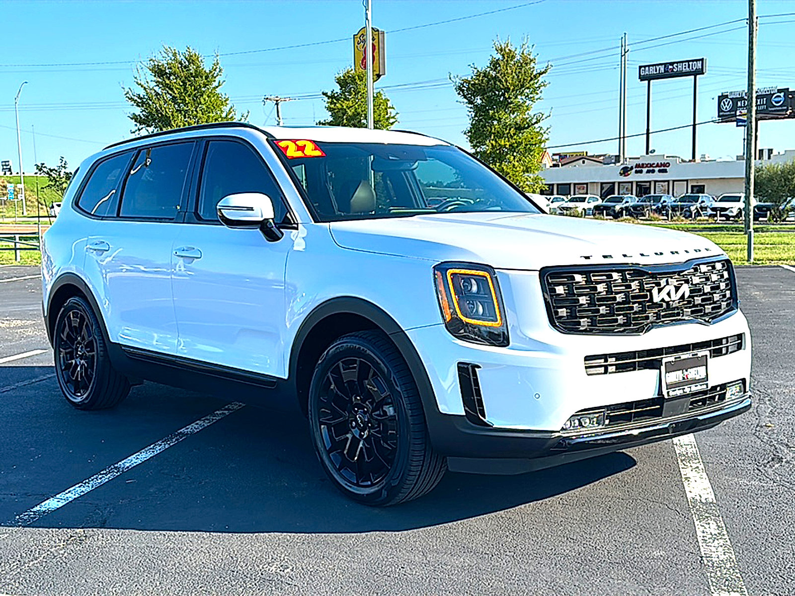 Used 2022 Kia Telluride SX w/ SX Prestige Package image 10