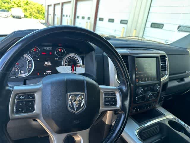 Used 2017 RAM 1500 Laramie w/ Convenience Group AWD/4WD image 6
