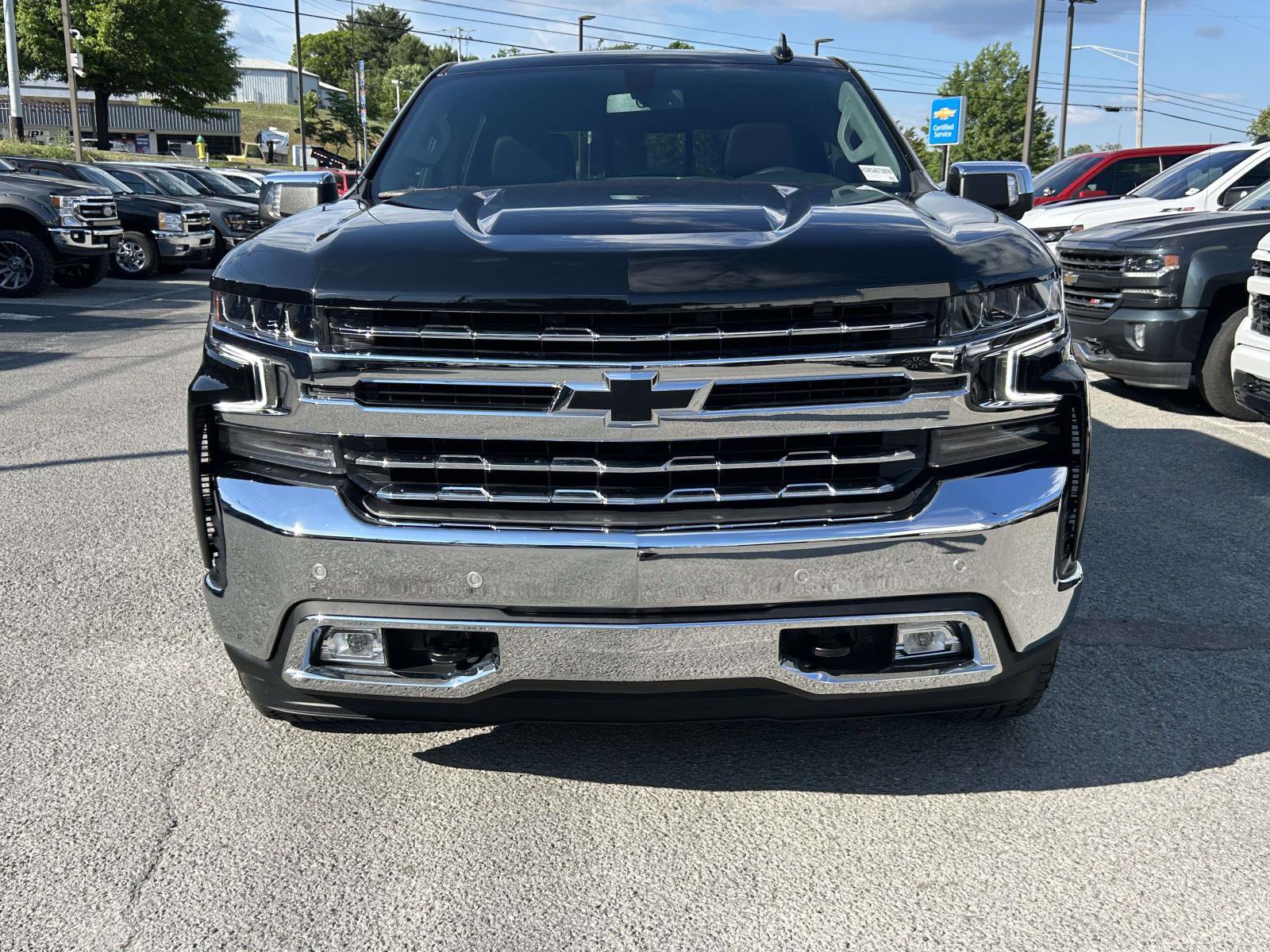 Used 2021 Chevrolet Silverado 1500 LTZ AWD/4WD image 8