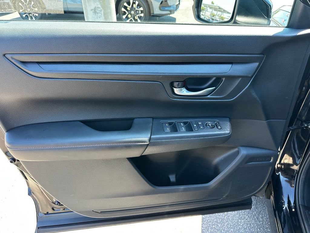 Used 2025 Honda CR-V Sport image 23
