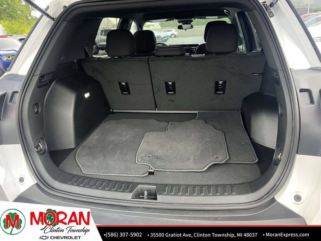 Certified 2026 GMC Terrain Elevation AWD/4WD image 12