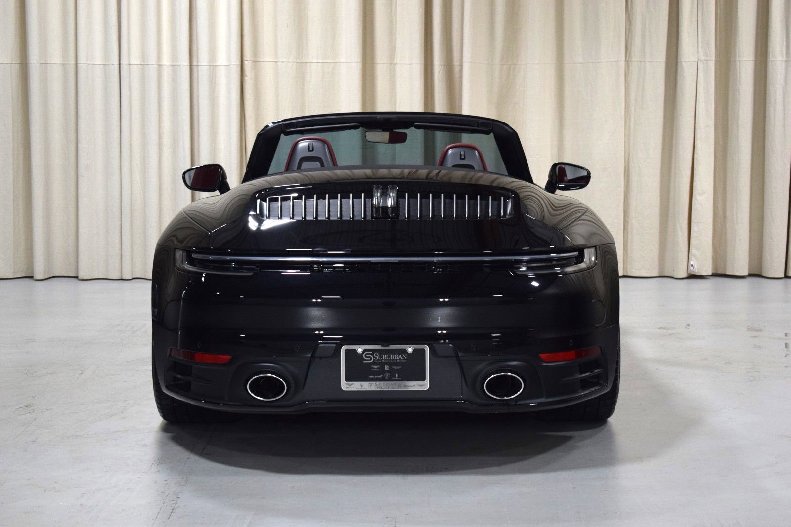 Used 2024 Porsche 911 Carrera 4S AWD/4WD image 13