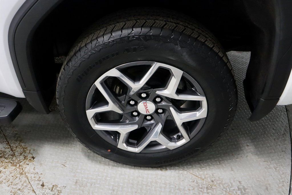 Used 2023 GMC Sierra 1500 SLT w/ SLT Premium Package image 18