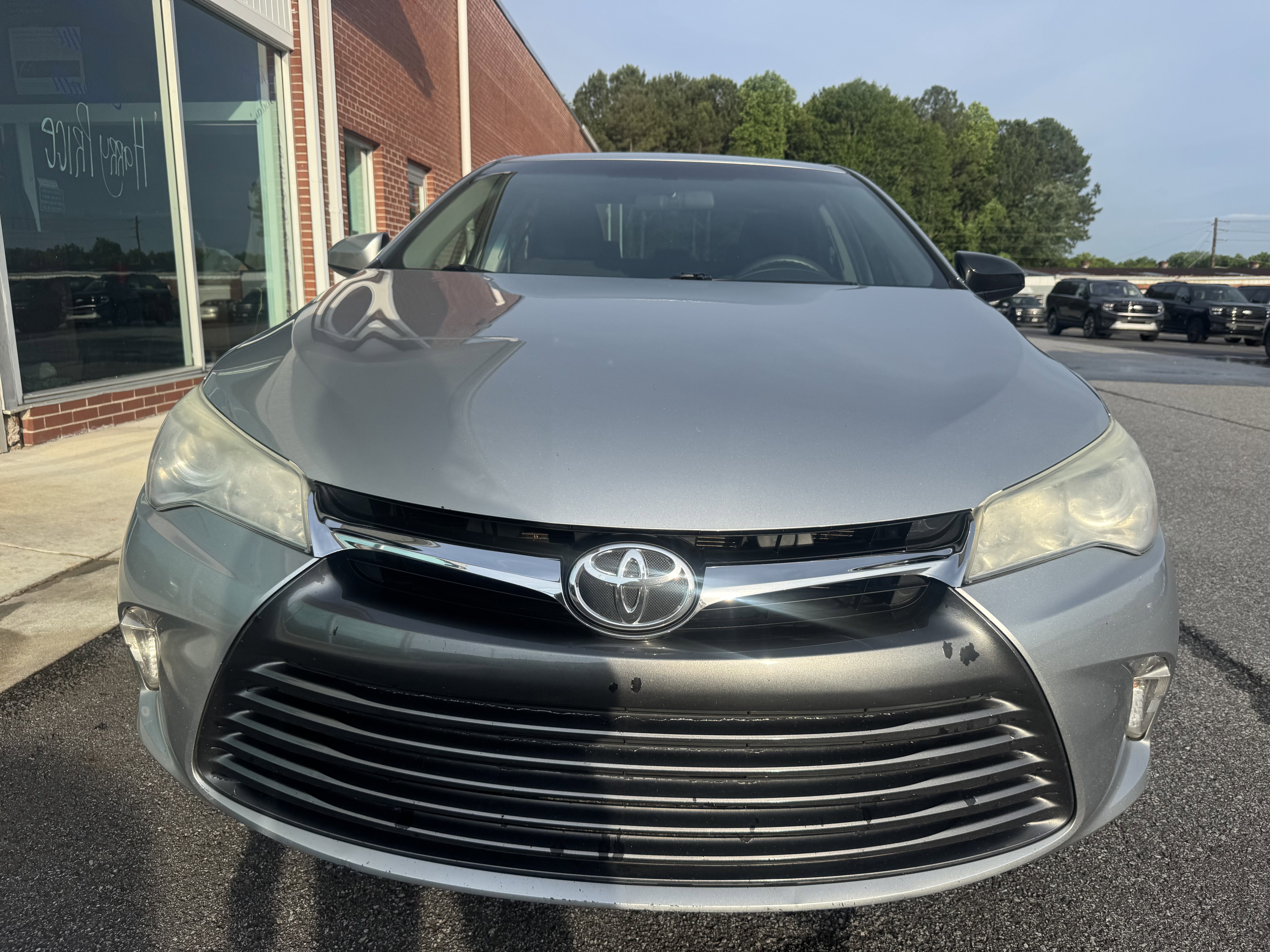Used 2015 Toyota Camry LE FWD image 4