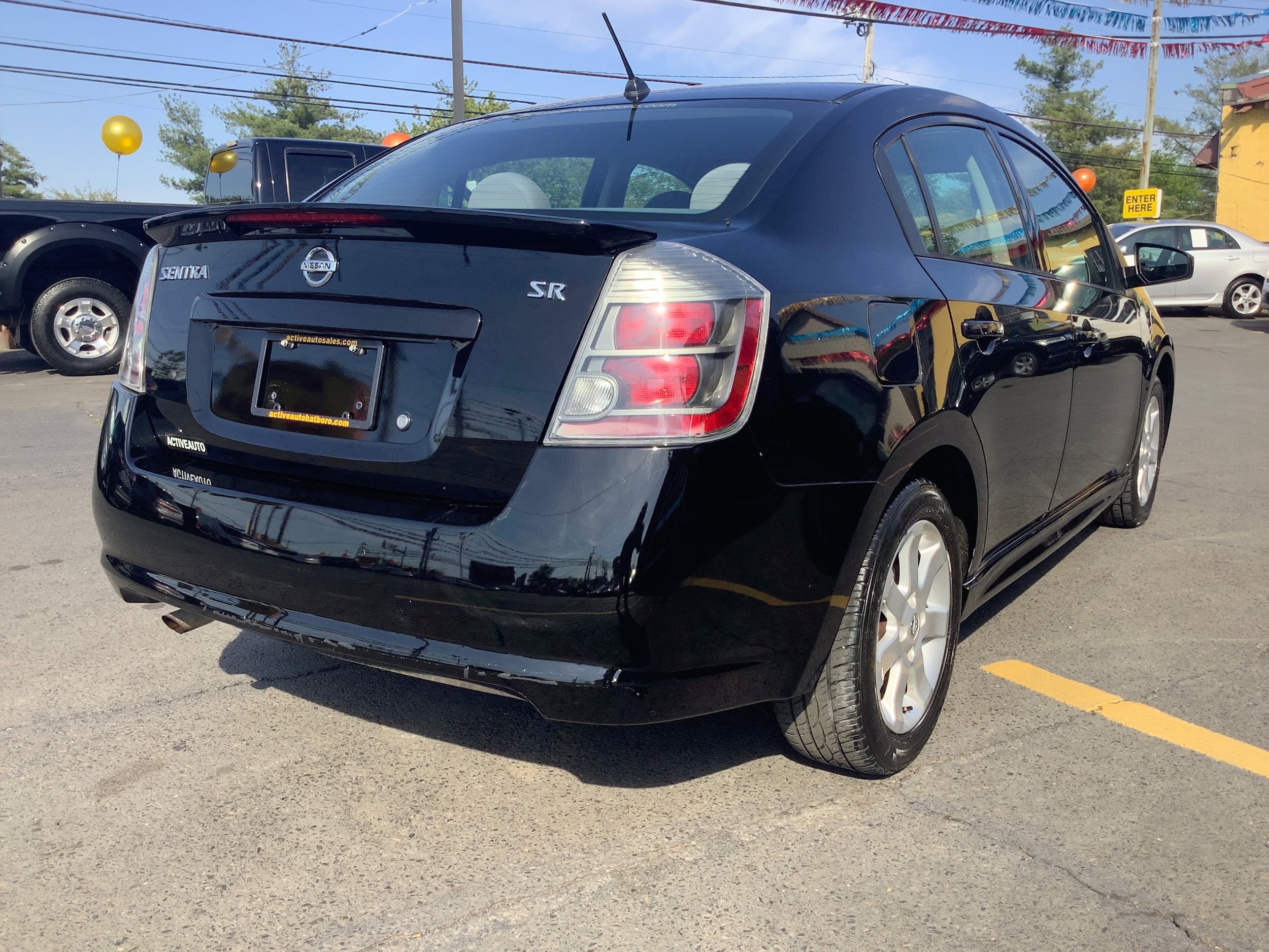 Used 2012 Nissan Sentra 2.0 SR FWD image 7