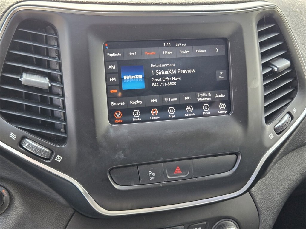 Used 2020 Jeep Cherokee Latitude Plus image 18