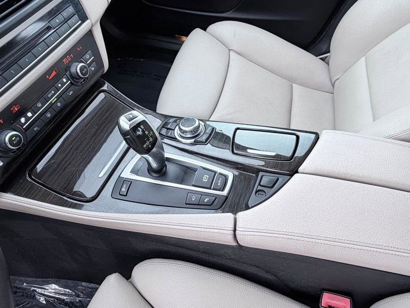 Used 2011 BMW 535i Sedan RWD image 15