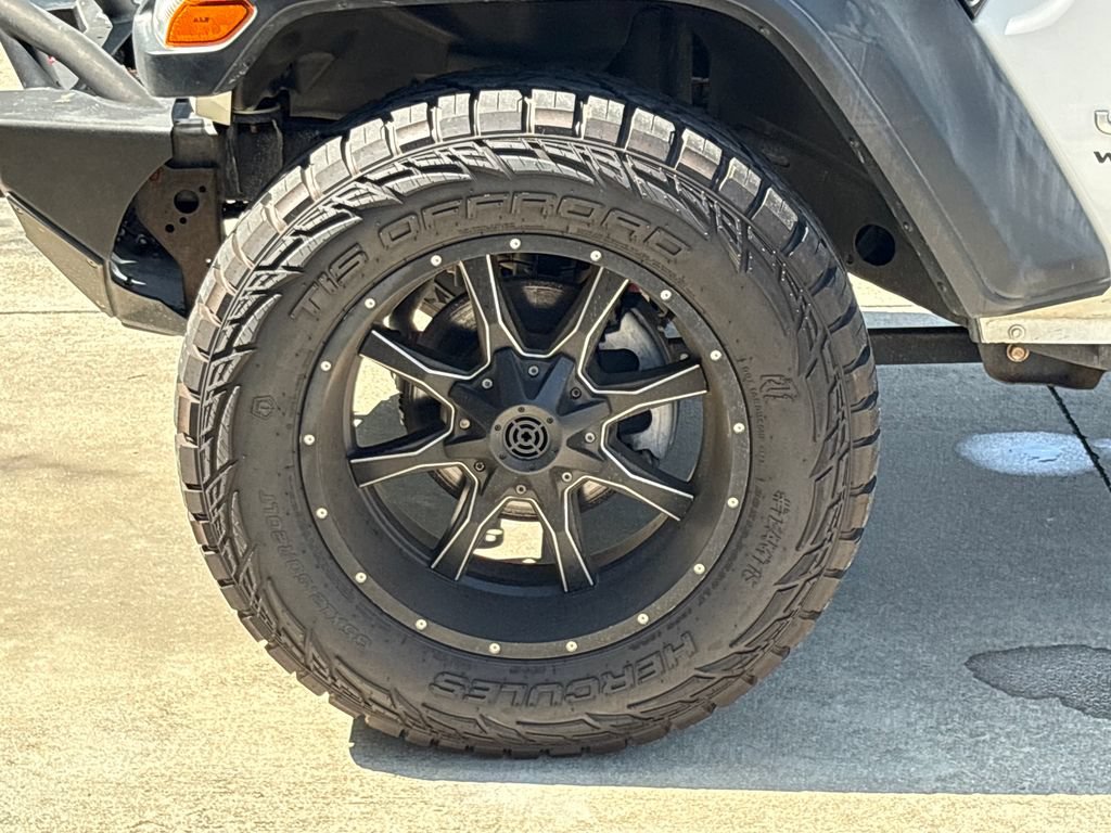 Used 2018 Jeep Wrangler Unlimited Sport S AWD/4WD image 11
