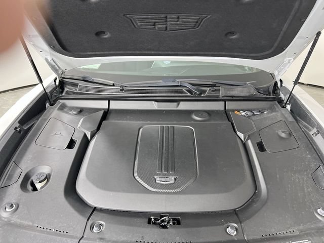 Certified 2024 Cadillac Lyriq Tech RWD image 31