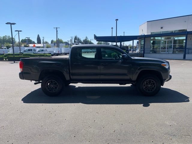 Used 2016 Toyota Tacoma SR w/ Towing Package AWD/4WD image 7