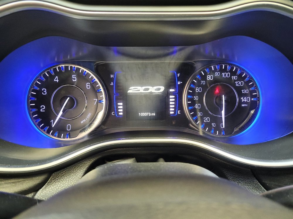 Used 2015 Chrysler 200 Limited FWD image 23