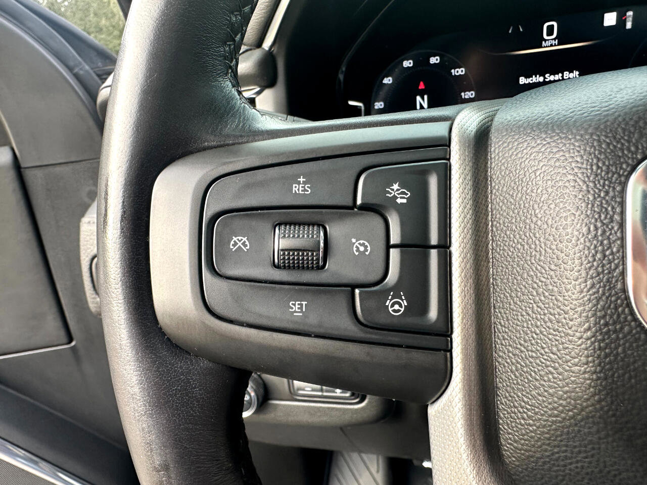 Used 2023 GMC Yukon Denali w/ Denali Reserve Package image 46