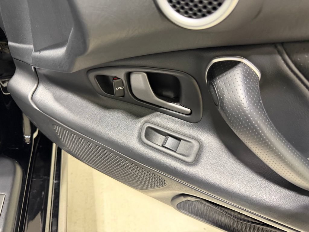 Used 2002 Honda S2000 image 41