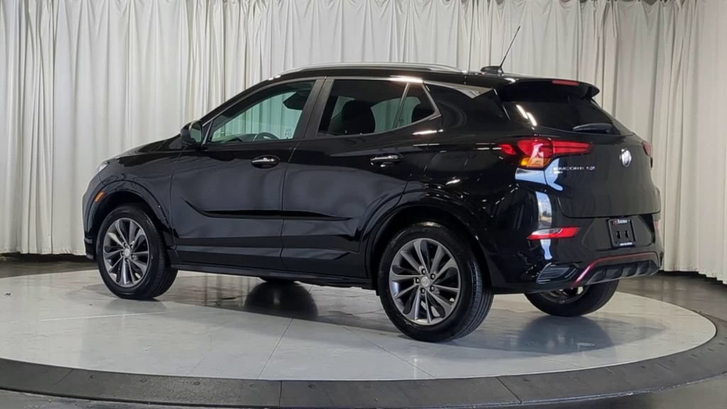 Used 2023 Buick Encore GX Select w/ Sport Touring Package AWD/4WD image 6